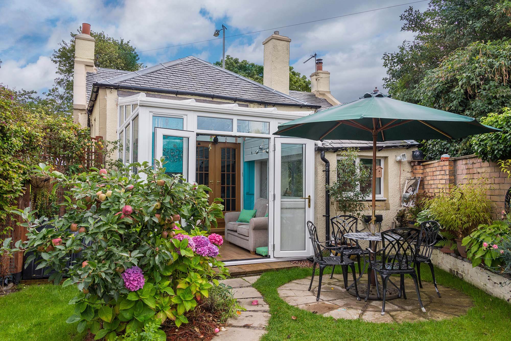 Adding Space To Your Dunfermline Home With A New Conservatory!