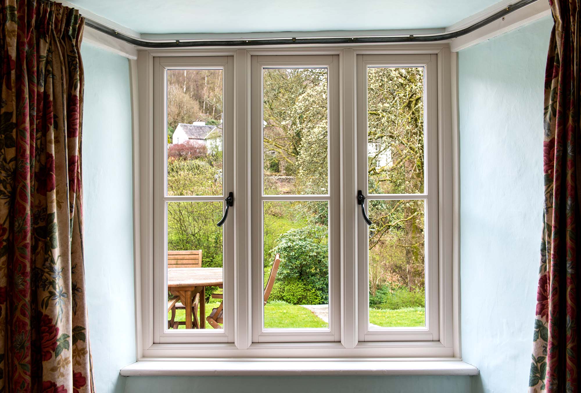 Flush Casement Bay Windows South Queensferry