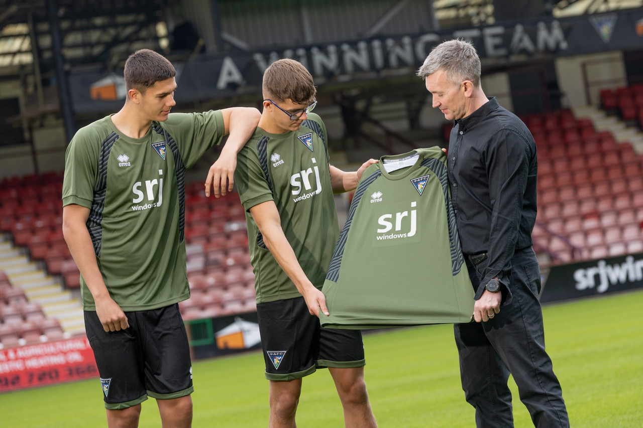 SRJ Windows Renews Long-Standing Partnership with Dunfermline Athletic