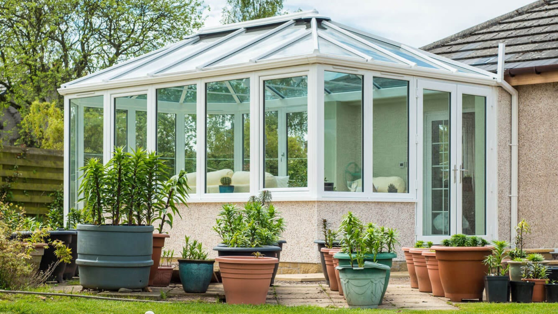 Unveiling The Benefits Of Glass Conservatory Roofs